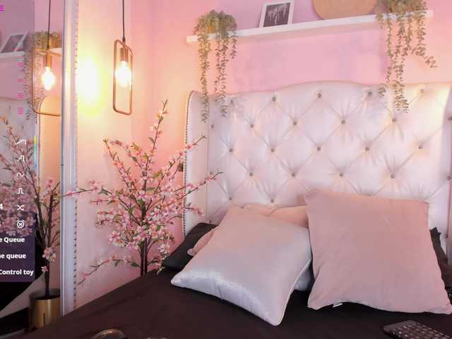 EmmaRichards live cam on BongaCams