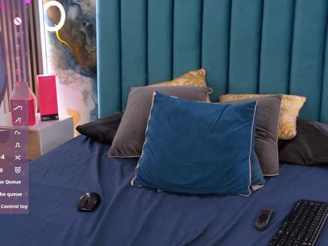 EmmaRichards live cam preview