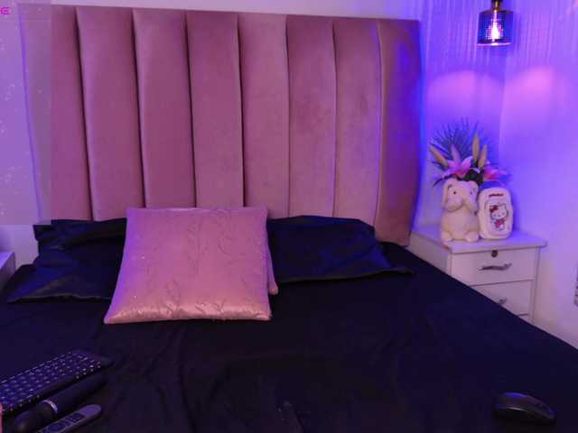 EmmaRichards live cam on BongaCams