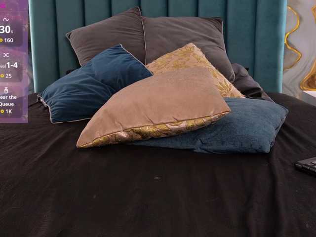 EmmaRichards live cam preview
