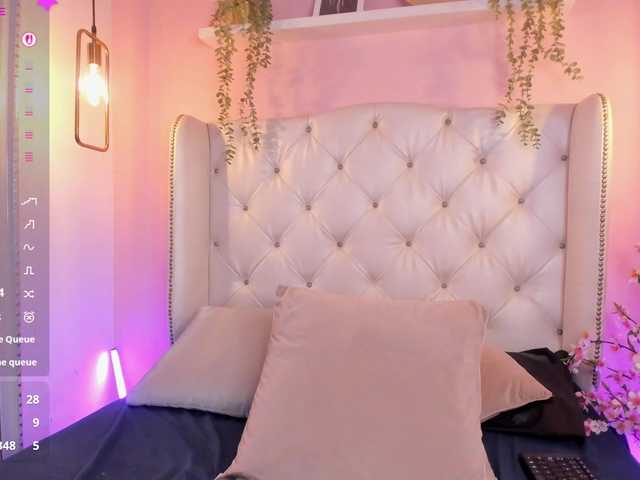EmmaRichards live cam on BongaCams