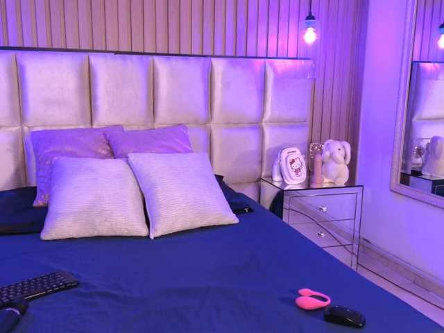 EmmaRichards live cam on BongaCams
