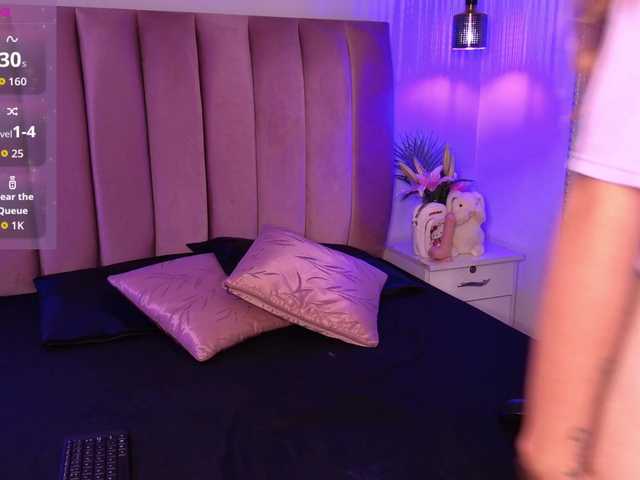 EmmaRichards live cam on BongaCams