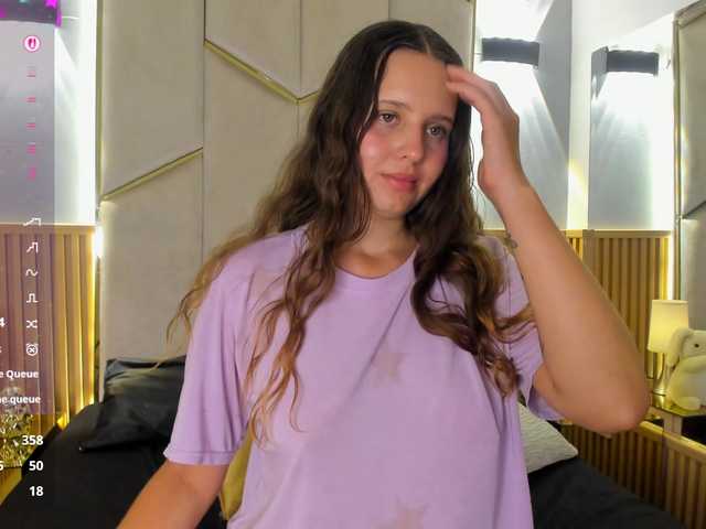 EmmaRichards live cam on BongaCams