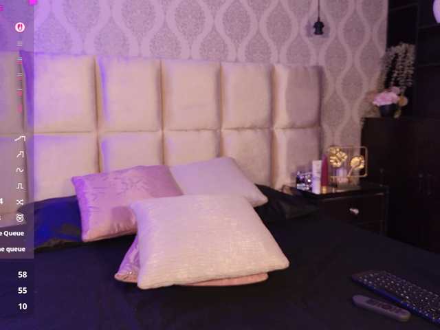 EmmaRichards live cam on BongaCams
