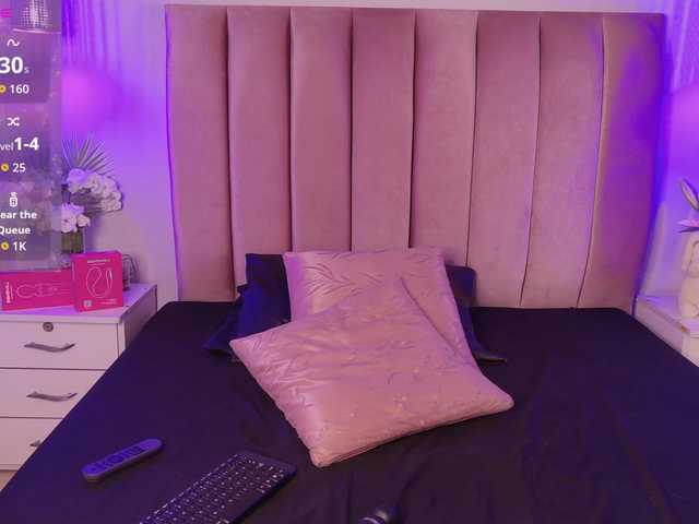 EmmaRichards live cam on BongaCams