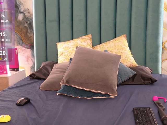 EmmaRichards live cam on BongaCams