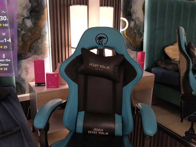 EmmaRichards live cam on BongaCams