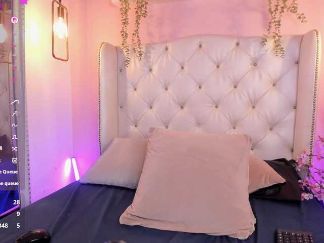 EmmaRichards live cam on BongaCams
