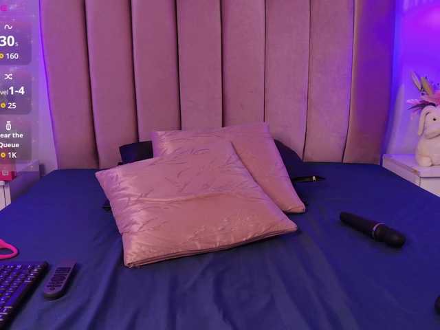 EmmaRichards live cam on BongaCams