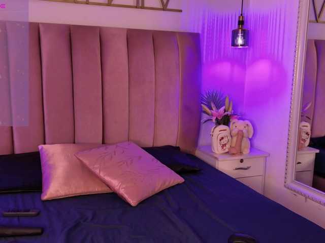 EmmaRichards live cam on BongaCams