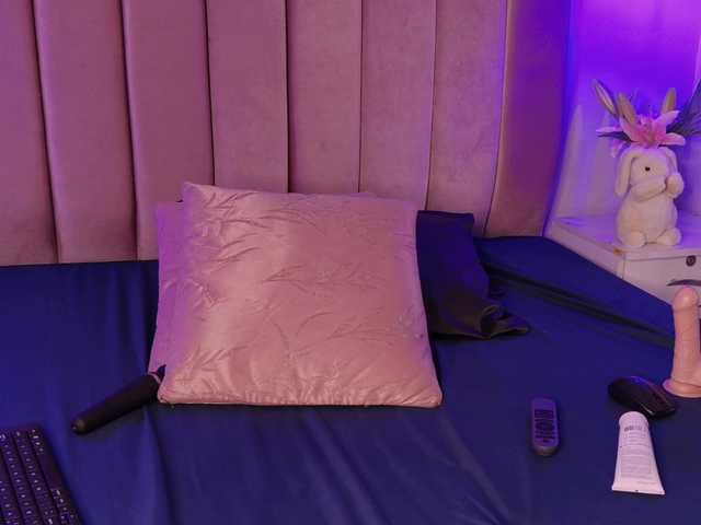EmmaRichards live cam on BongaCams