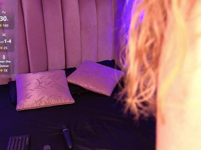 EmmaRichards live cam on BongaCams