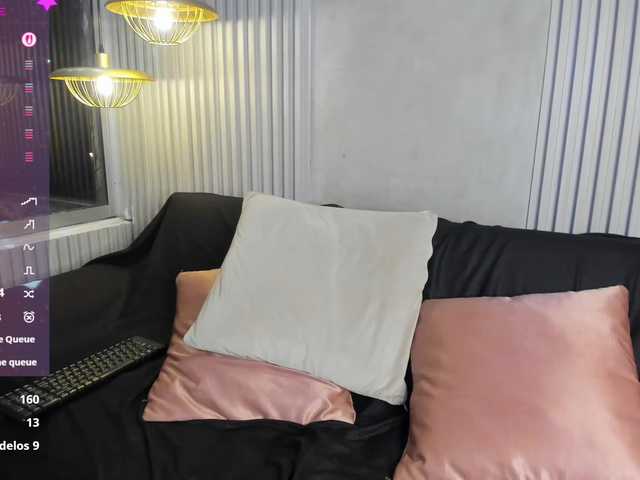 EmmaRichards live cam on BongaCams