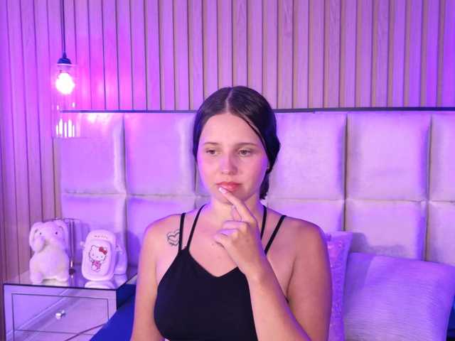 EmmaRichards live cam on BongaCams