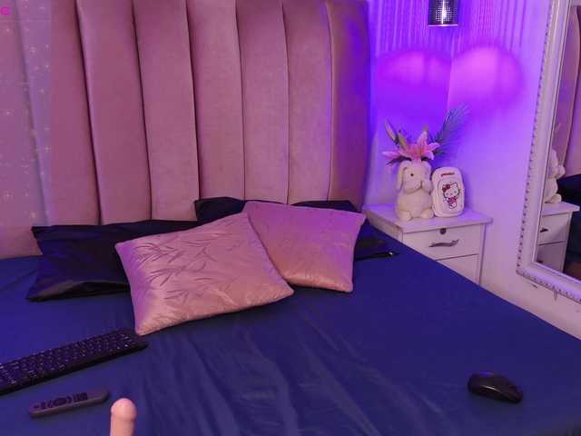 EmmaRichards live cam on BongaCams