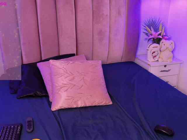 EmmaRichards webcam