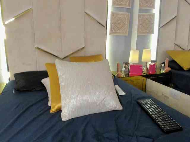 EmmaRichards webcam