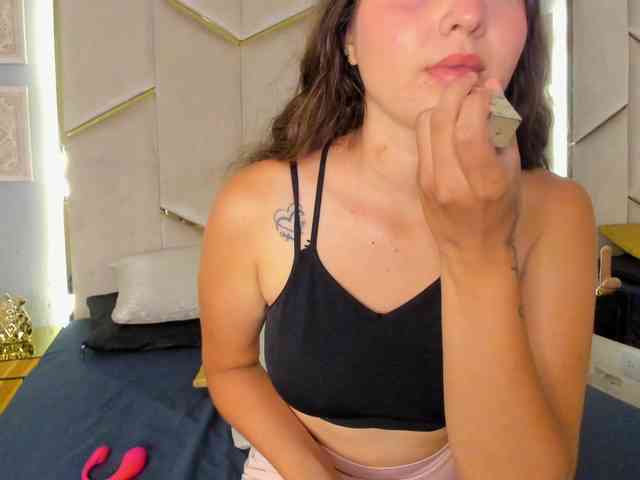 EmmaRichards webcam