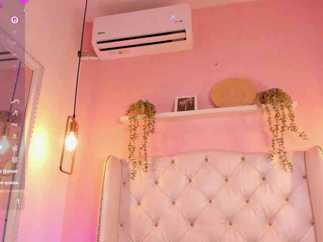 EmmaRichards webcam