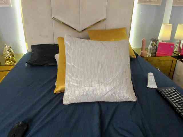 EmmaRichards webcam
