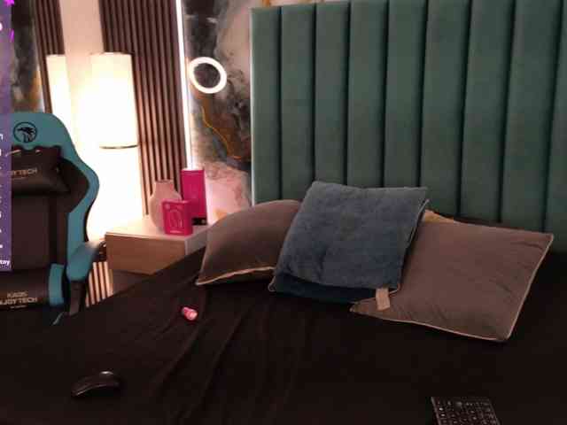EmmaRichards webcam