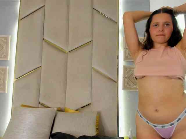 EmmaRichards webcam