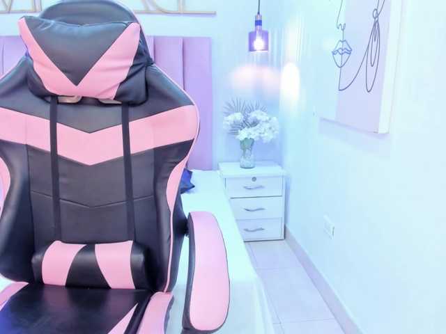 MiissSamantha live cam on BongaCams