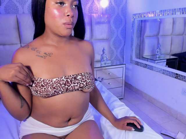 MiissSamantha live cam on BongaCams