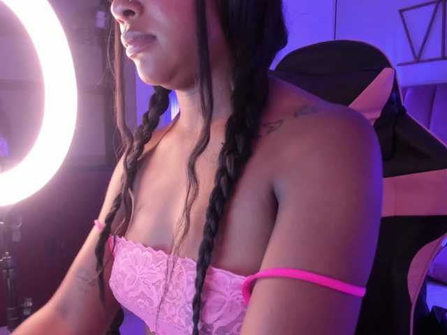 MiissSamantha live cam on BongaCams