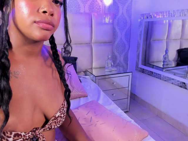 MiissSamantha live cam on BongaCams