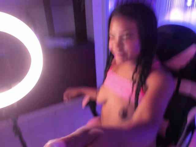 MiissSamantha webcam
