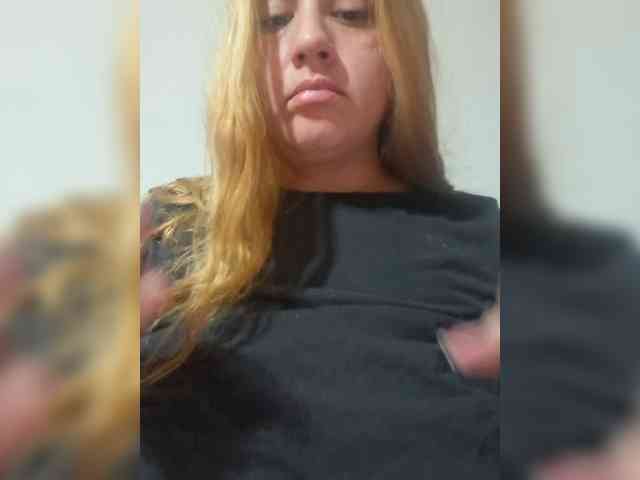 LolaDanielaa webcam
