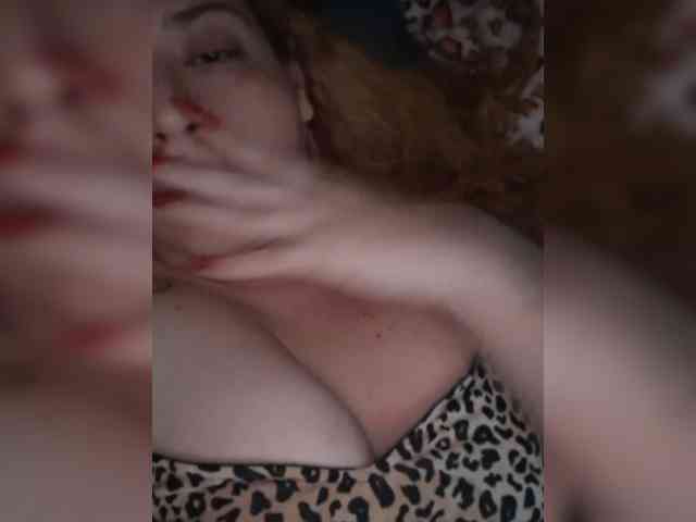 LolaDanielaa LolaDanielaa