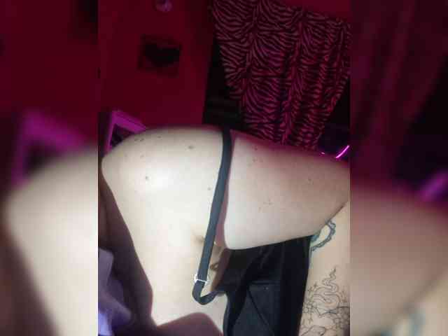 LolaDanielaa webcam