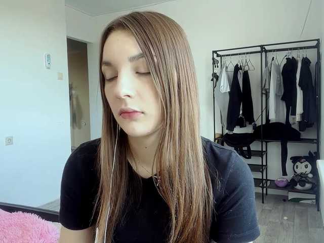 EveliaShimaoka live cam on BongaCams