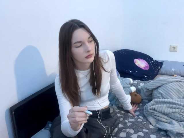 EveliaShimaoka live cam on BongaCams