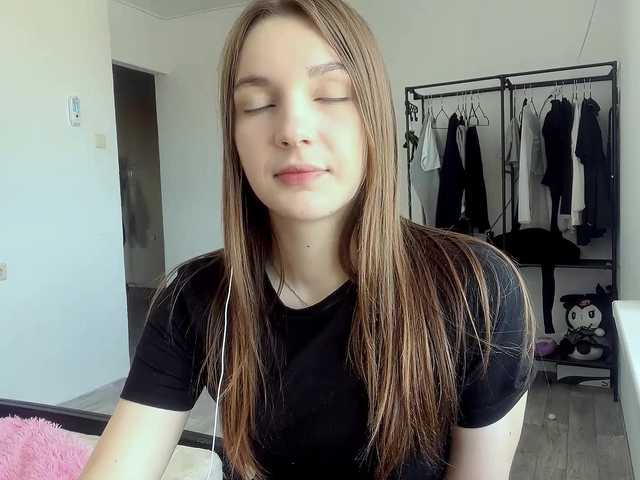 EveliaShimaoka live cam on BongaCams