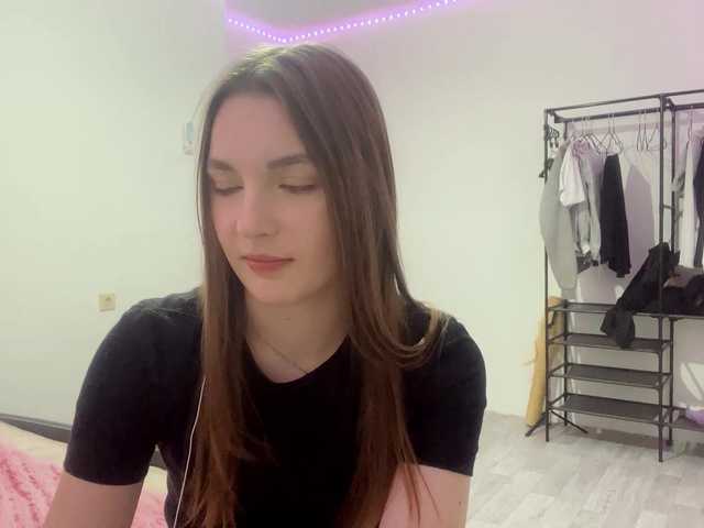 EveliaShimaoka live cam on BongaCams