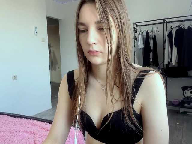 EveliaShimaoka live cam on BongaCams