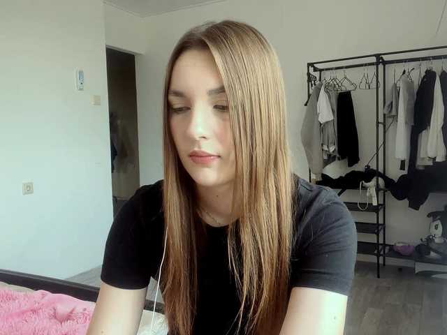 EveliaShimaoka live cam on BongaCams