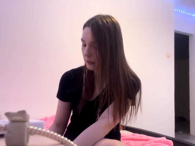 EveliaShimaoka live cam on BongaCams