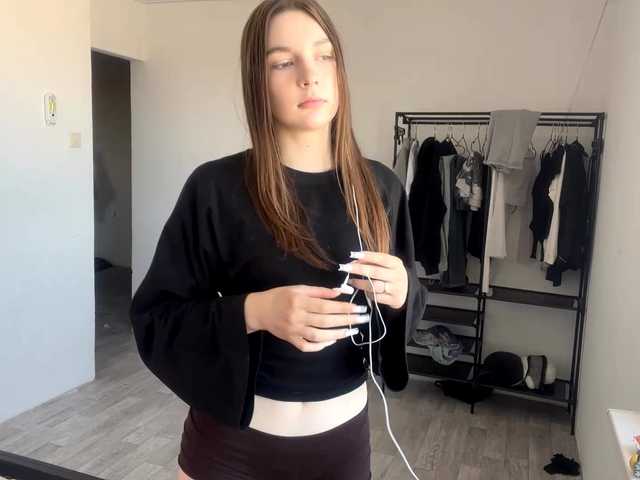 EveliaShimaoka live cam on BongaCams