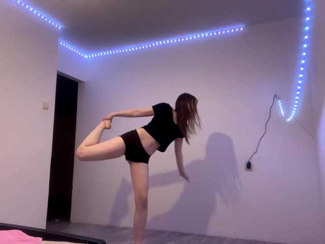 EveliaShimaoka live cam on BongaCams