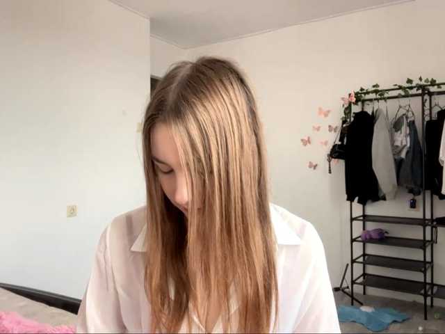 EveliaShimaoka live cam on BongaCams