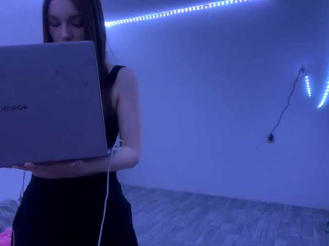 EveliaShimaoka live cam on BongaCams