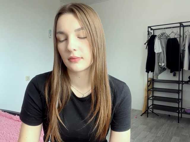 EveliaShimaoka live cam on BongaCams