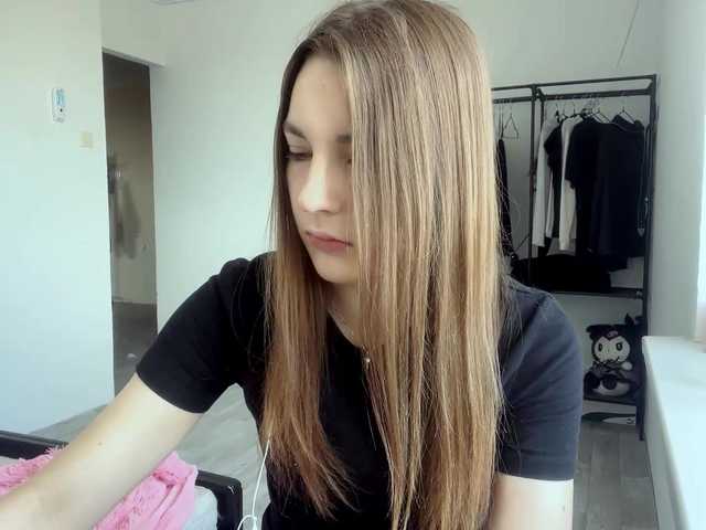 EveliaShimaoka live cam on BongaCams