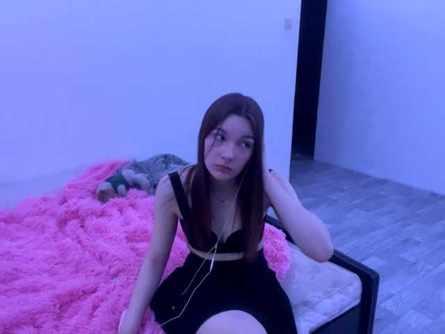 EveliaShimaoka live cam on BongaCams