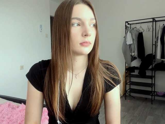 EveliaShimaoka live cam on BongaCams